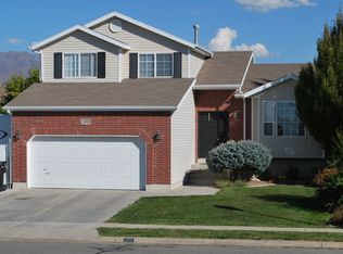 1588 N 2275 W, Clinton, UT 84015