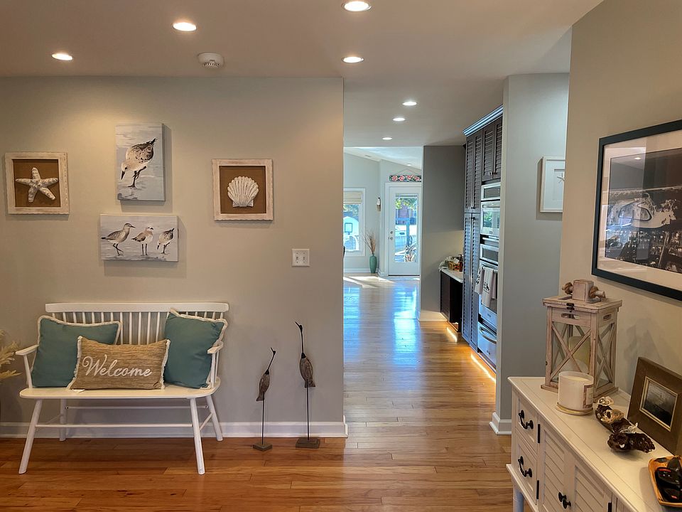 1st image of 2153 E Admiral Dr #1