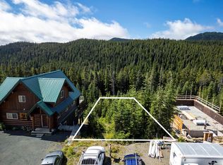 625 Arrowsmith Ave, Courtenay, BC V9N 8P7