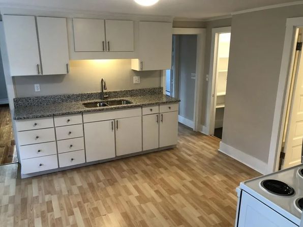 12B Exchange St, Millis, MA