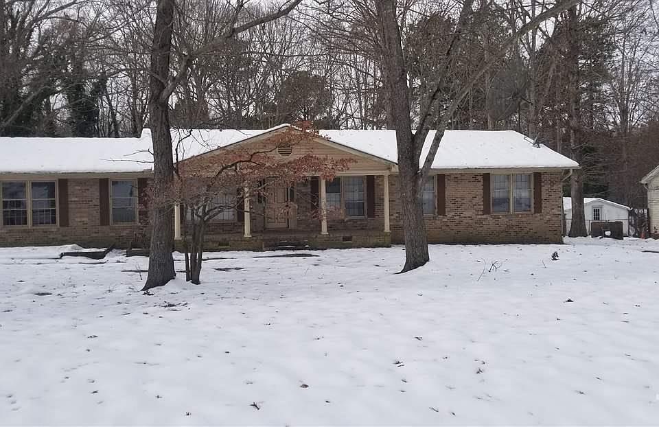 2nd image of 5015 Raintree Rd