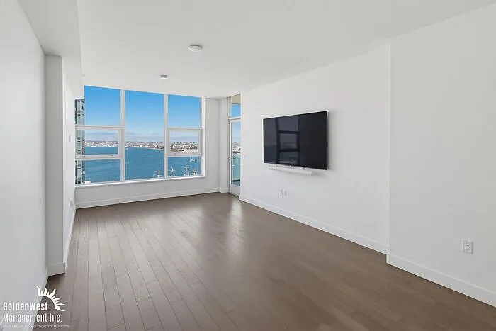1388 Kettner Blvd #2409 — Photo 7