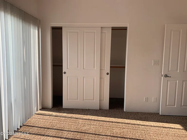1741 E Hedrick Dr — Photo 24