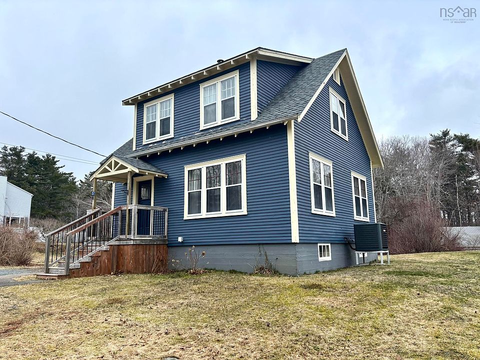 1st image of 32 Old Falls Rd