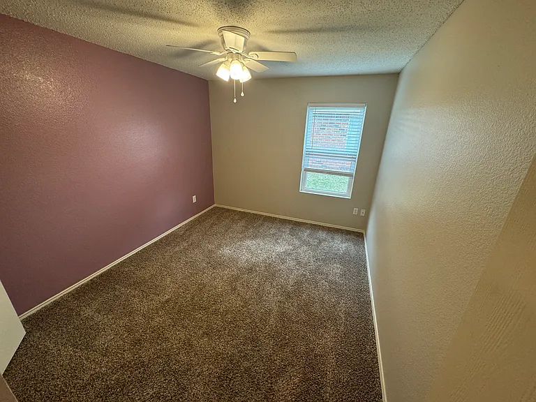 2705 Melanie Dr — Photo 7