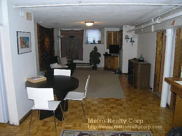 76 Egmont St #B — Photo 1