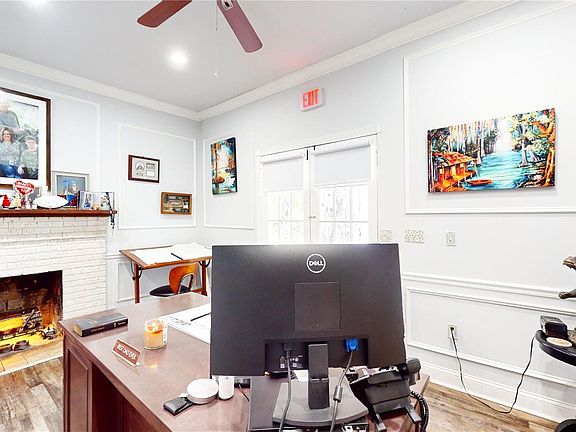 4th image of 209 E Badcock Blvd #2