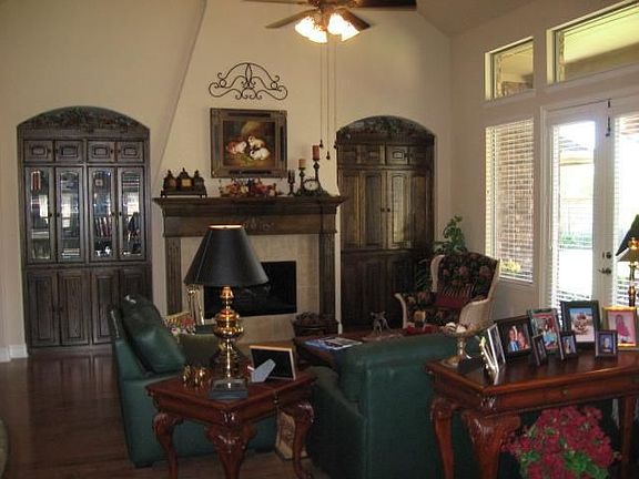 3rd image of 1109 Sand Jack Dr