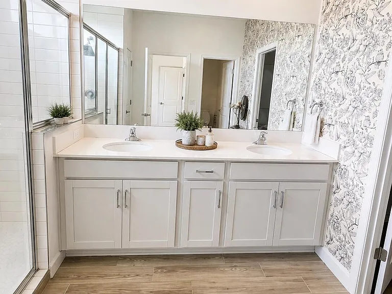 14162 SW Thorens Dr — Photo 4