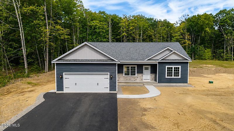 2nd image of 18 Wolfe Road
