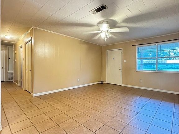 5th image of 313 Mayor Carrier St