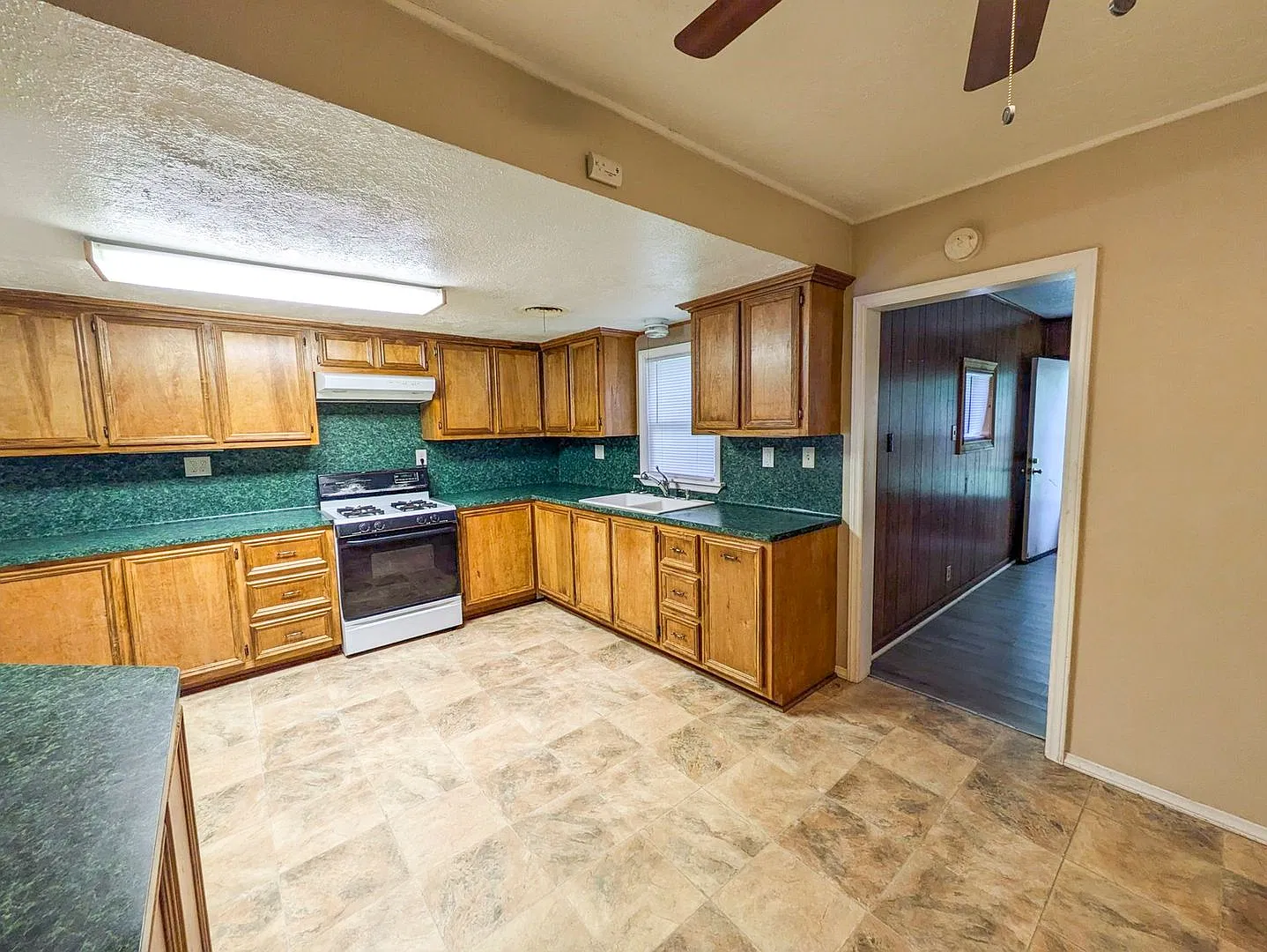 5267 Sunset Ave Beaumont, TX 77705 — Photo 4
