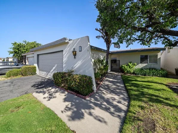 3902 Vista Campana N Unit 22, Oceanside, CA 92057