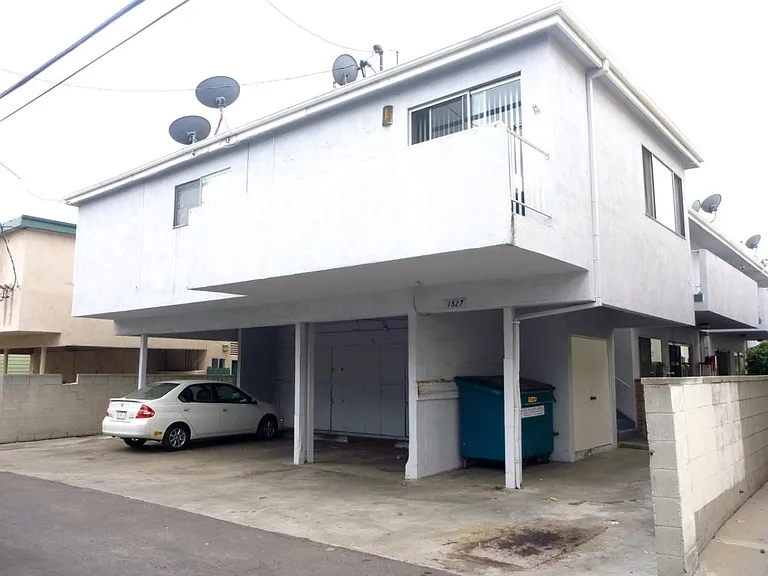 1527 Princeton St #2 — Photo 42