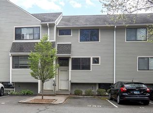 346 Sunrise Hill Ln UNIT 346, Norwalk, CT 06851
