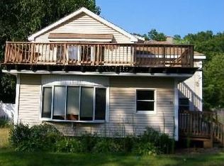 118 Point Grove Rd, Southwick, MA 01077