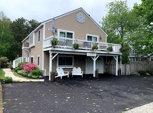 72 Saltaire Ave, Saco, ME 04072