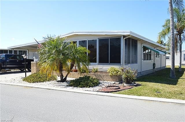 1st image of 477 Nicklaus Blvd