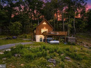 317 Katelyn Ln, Great Cacapon, WV 25422