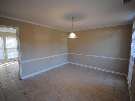 4th image of 2044 Wolf Creek Ct