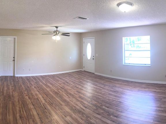 5th image of 2709 Fern Palm Dr