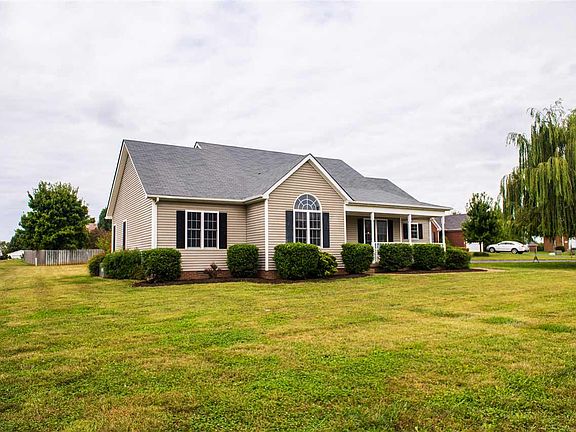 5th image of 612 Loftwood Dr