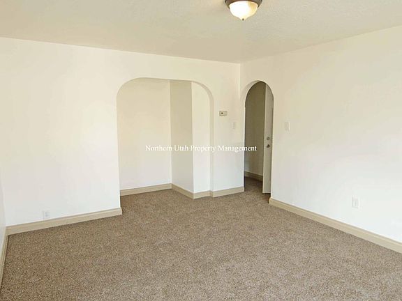 3 Front Room View 2_09142017