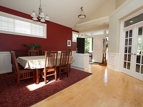 4th image of 34901 SE Curtis Dr