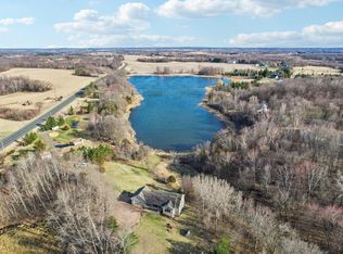 17489 Pleasant Valley Rd, Shafer, MN 55074