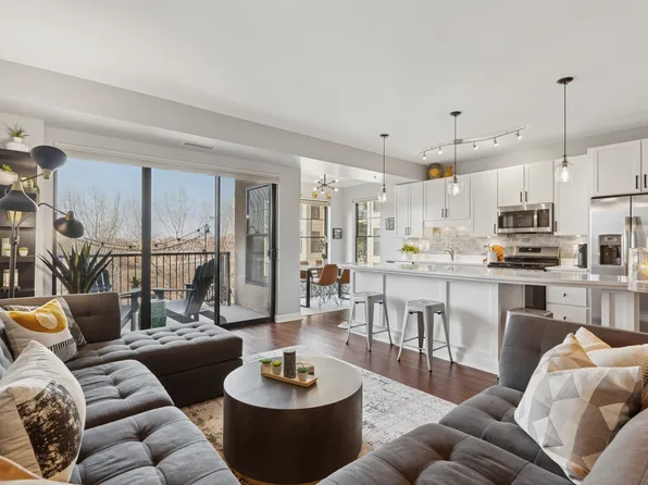 317 Groveland Ave Unit 508, Minneapolis, MN 55403