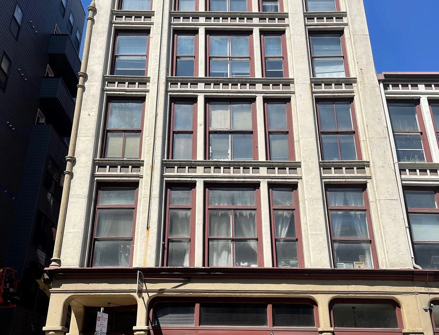 Trotter's Alley — Photo 1