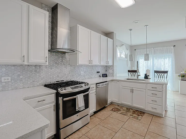 1854 S Fallbrook Dr — Photo 8