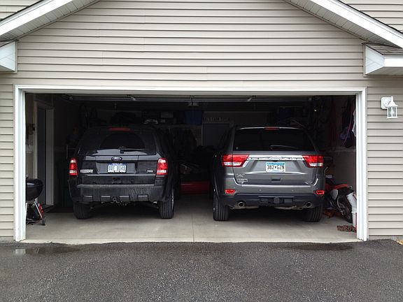 2 car garage 