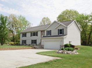 9071 Red Arrow Hwy, Bridgman, MI 49106