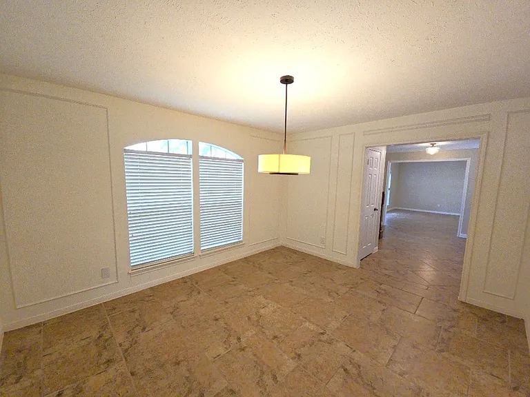 2502 Fairwind Dr — Photo 19
