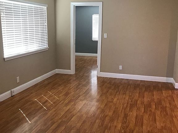 4th image of 1926 90th Ave