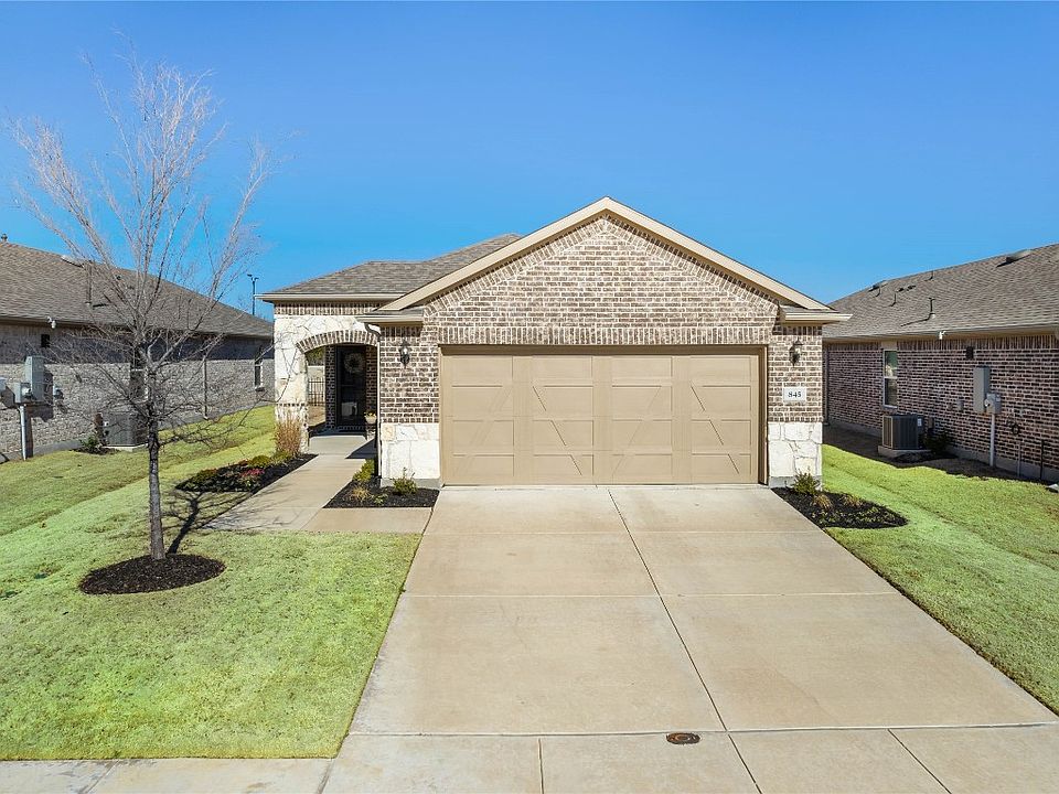 1st image of 845 Hidden Eddy Dr