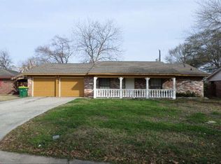200 Pamela Dr, Baytown, TX 77521