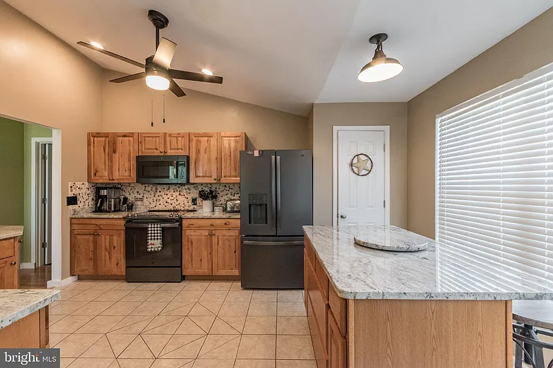 Thumbnail 13