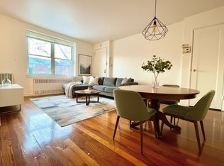 40-11 191st St #2F, Flushing, NY 11358