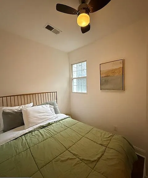 1345 1st St NW #1 — Photo 8