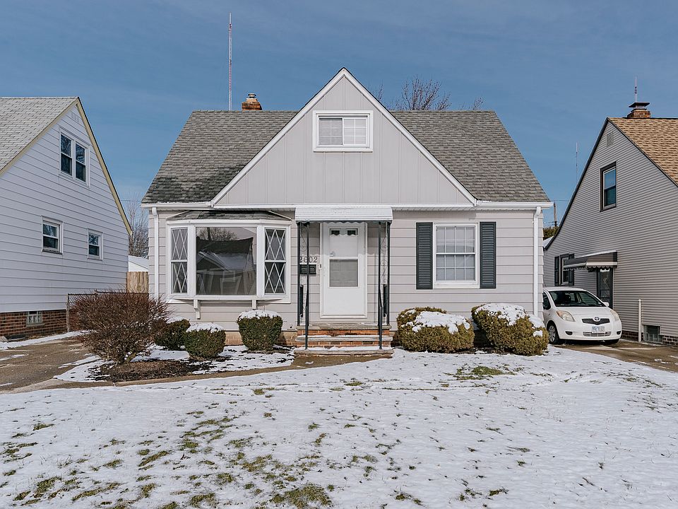 1st image of 2602 Stanfield Dr