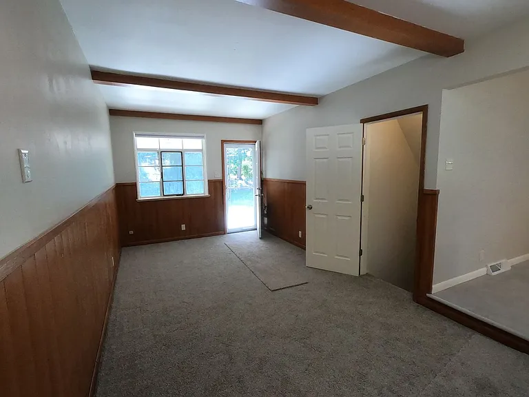 245 Garnet St — Photo 12