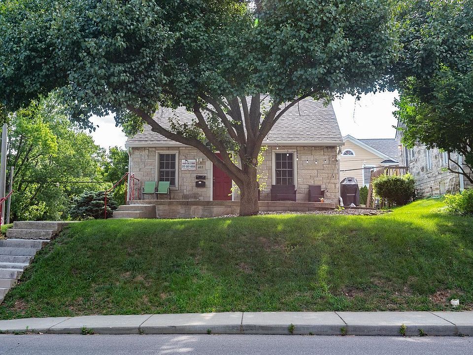1st image of 403 S Eagleson Ave