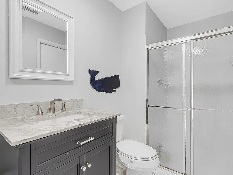 378 SW 28th Ave — Photo 18