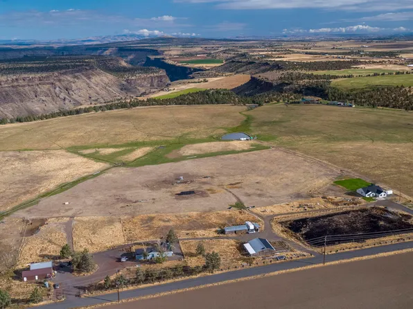 7056 SW Kent Ln, Culver, OR 97734