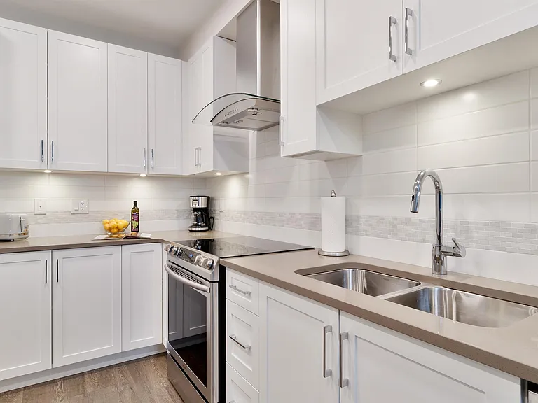 4690 Hawk Ln #220 — Photo 9