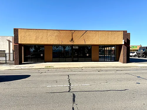 1135 N Main St Photo 1