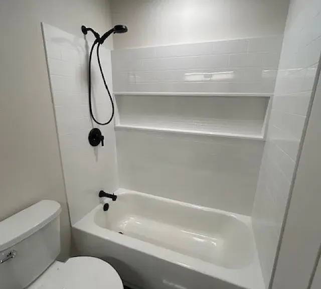 811 W Nutmeg St #102 — Photo 33