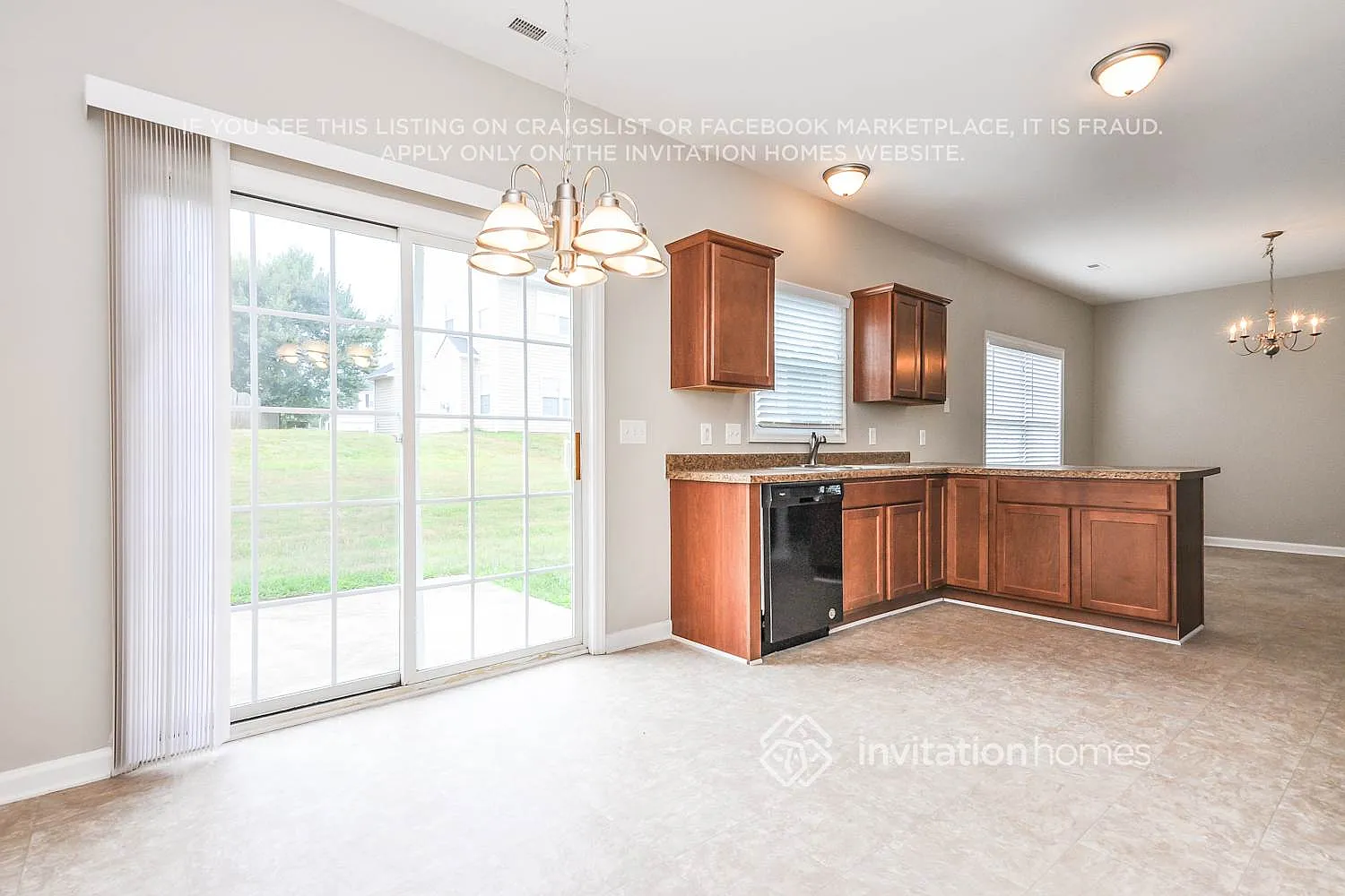 1216 Heritage Manor Dr Raleigh, NC 27610 — Photo 4